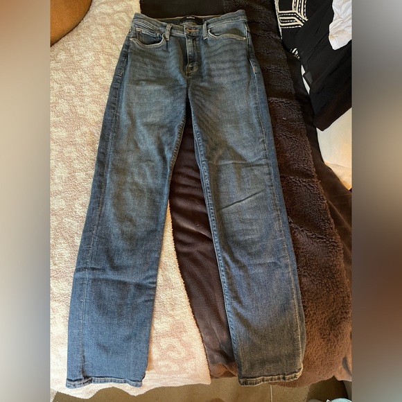 Hudson Jeans- high rise skinny with ankle flare - Picture 3 of 3
